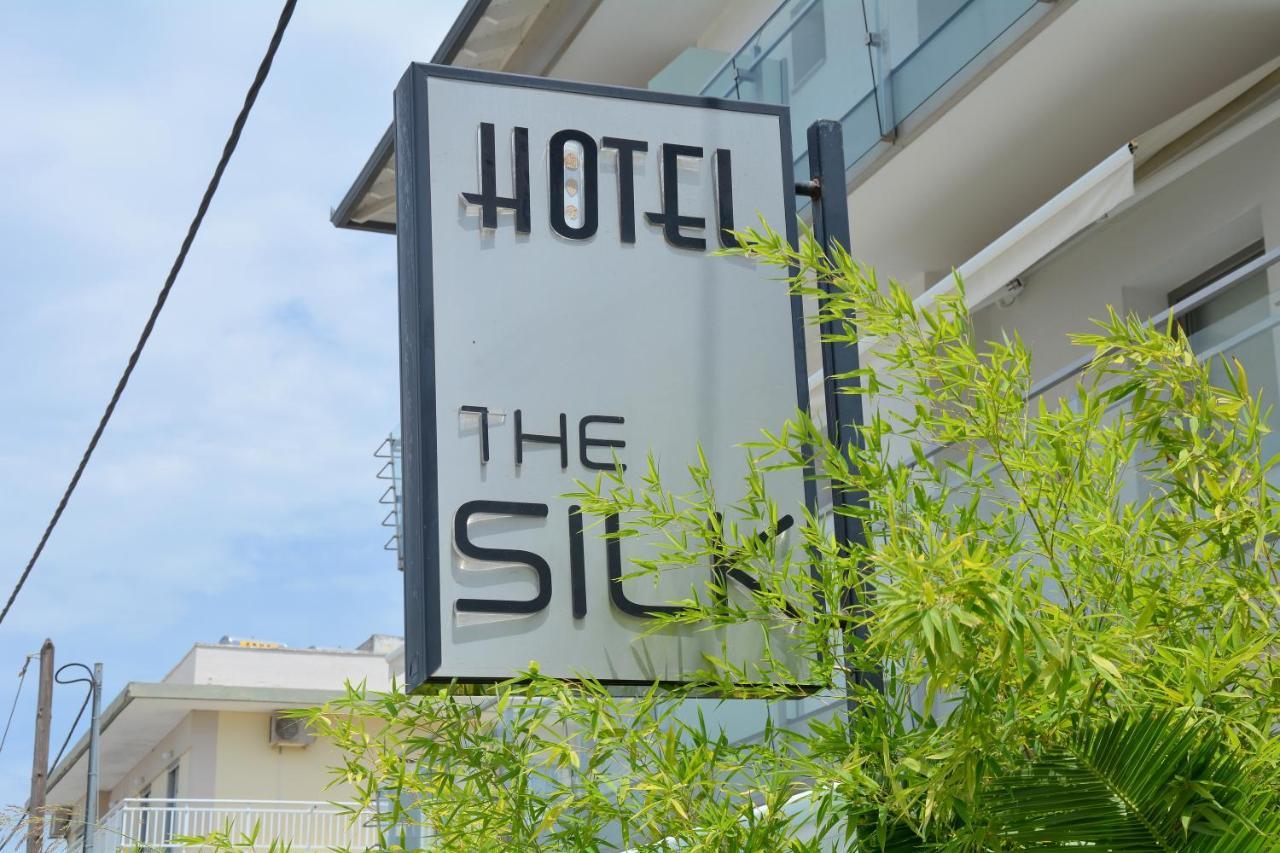 The Silk Hotel Paralía Esterno foto